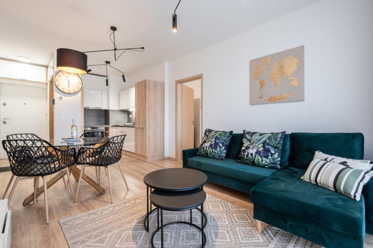 Westside River Apartment Будапеща Екстериор снимка