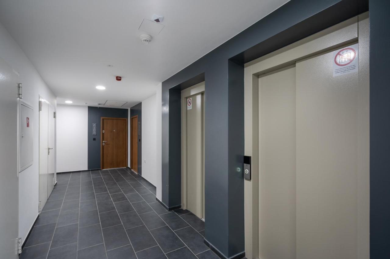 Westside River Apartment Будапеща Екстериор снимка